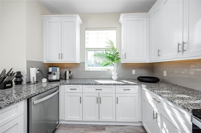 Building Photo - 1527 Caldera Ct