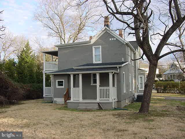 Building Photo - 236 E Lee St