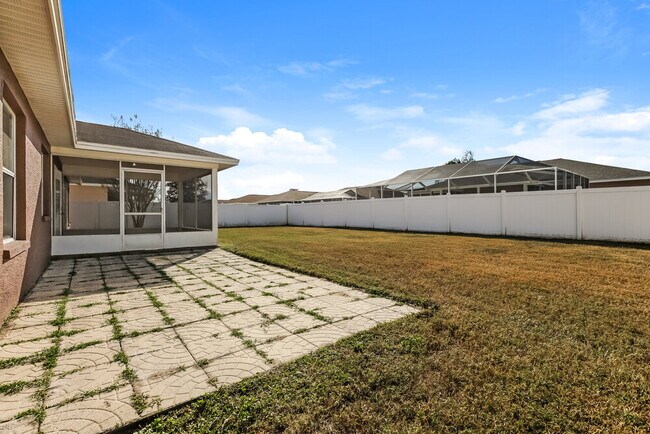 Building Photo - 7742 Ashford Dr