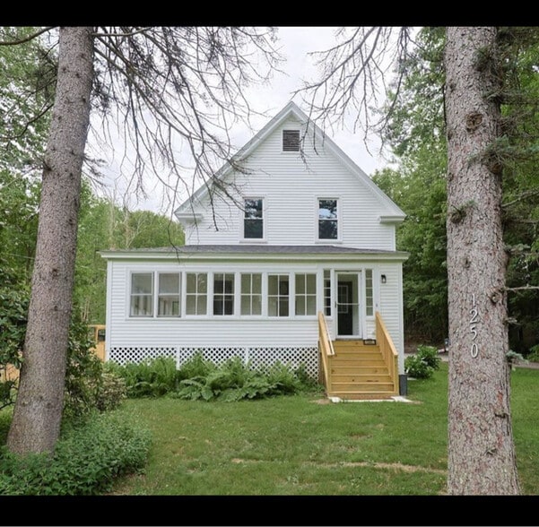 Primary Photo - 1250 Pleasant St