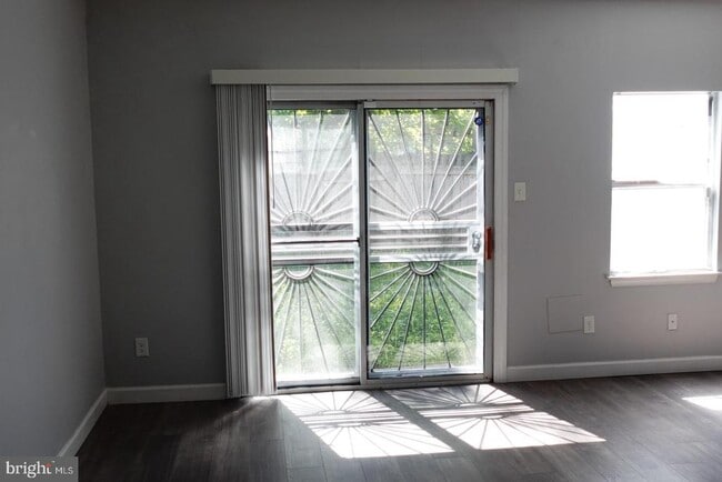 Building Photo - 1106 Castlehaven Ct