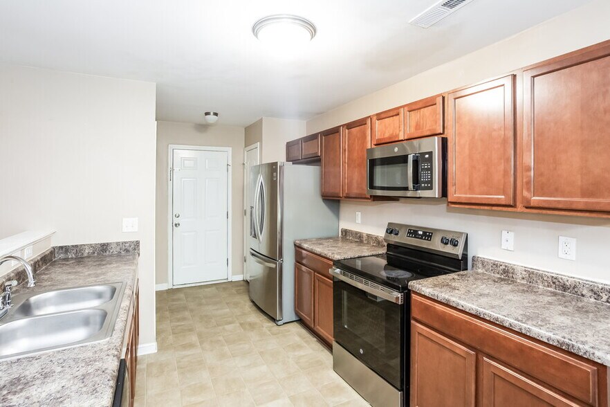 Building Photo - 6434 Matlea Ct