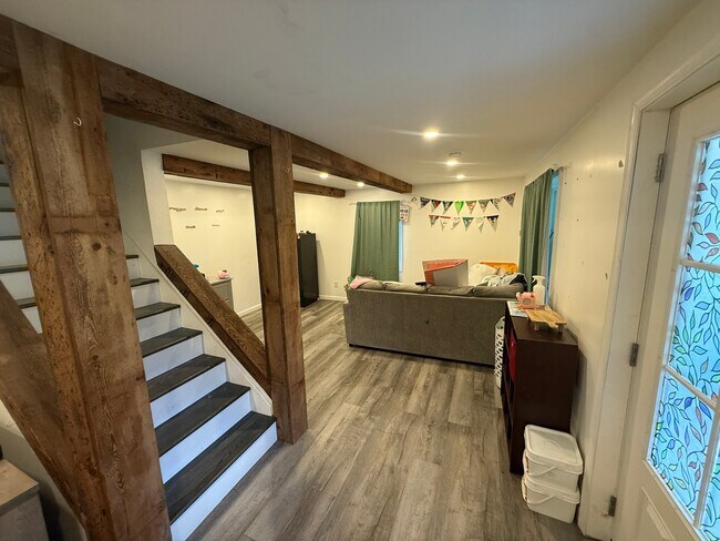 Building Photo - 2616 PA-235