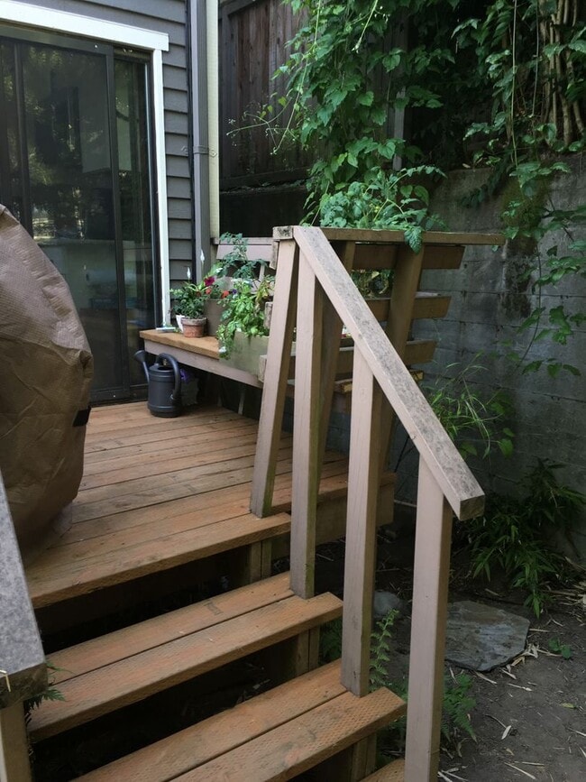 Building Photo - Ward Apartments LLC