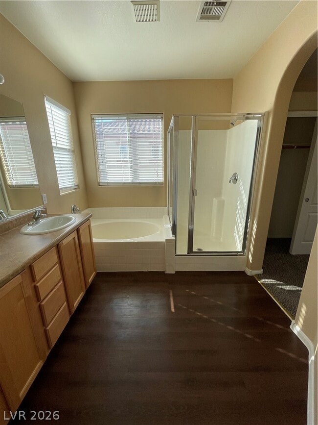 Building Photo - 733 Emerald Idol Pl