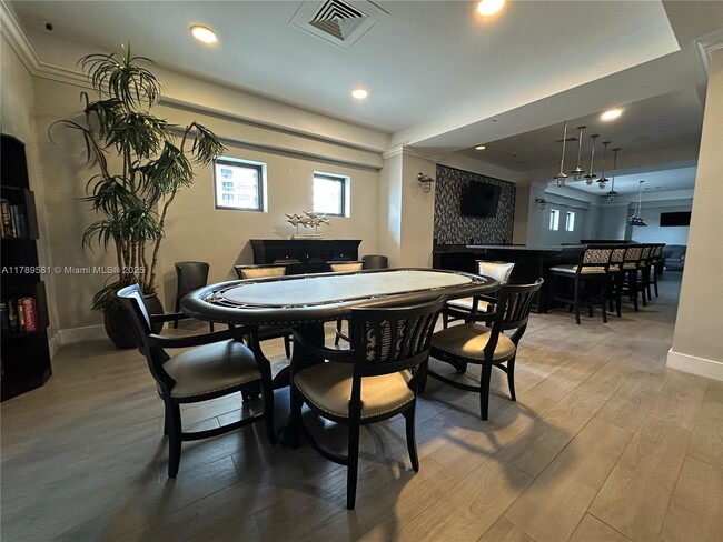 Building Photo - 2501 S Ocean Dr