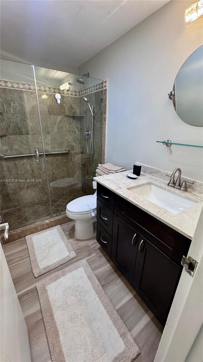 Building Photo - 3505 S Ocean Dr