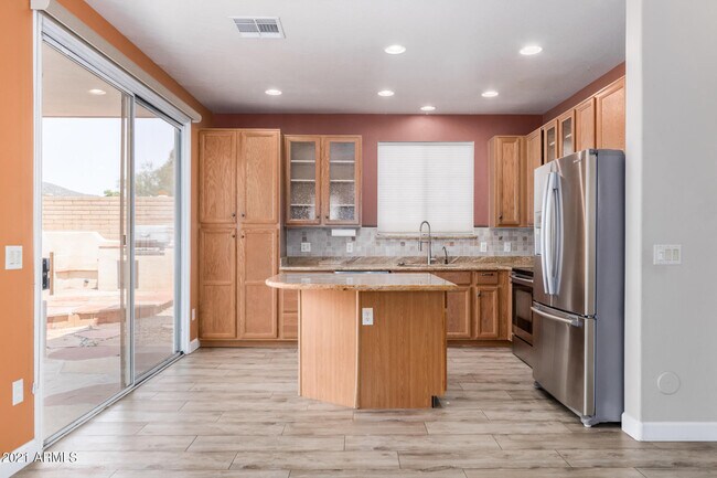 Building Photo - 204 W Mountain Sage Dr