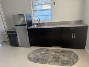 Building Photo - 3100 NW 91st St