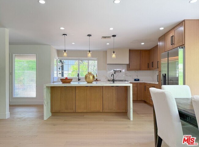 Building Photo - 4108 Valley Vista Ct