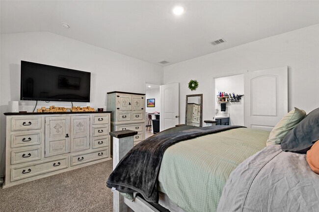 Building Photo - 21521 Starry Night Dr
