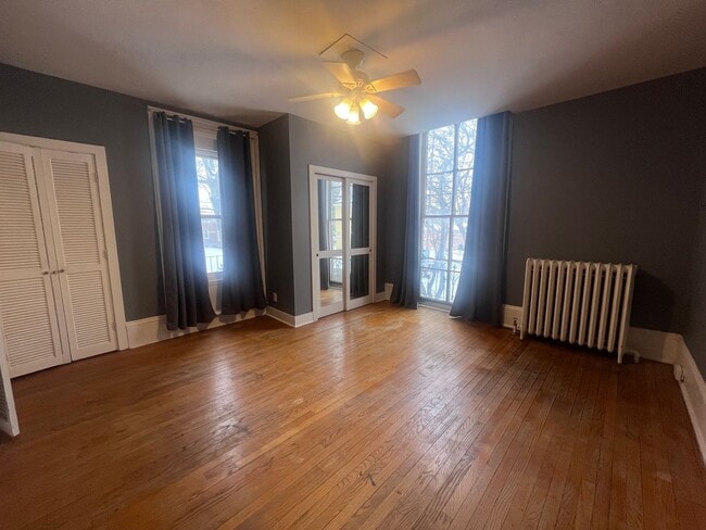 Building Photo - Heritage Hill 2 Bedroom - Heat included!