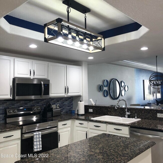 Building Photo - 806 Mystic Dr