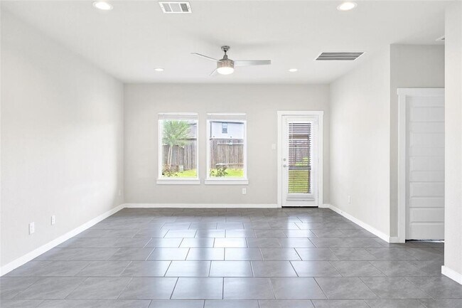 Building Photo - 18906 Allendale Frst Dr