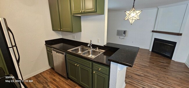 Building Photo - NORTH PARK - SAN DIEGO.  Nice 2 Bedroom / ...