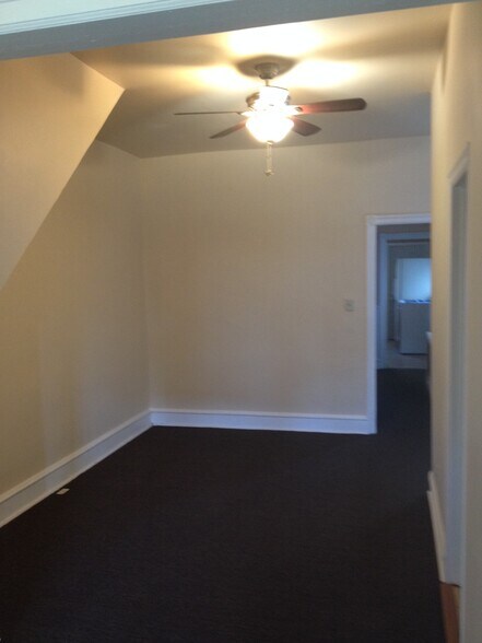 Building Photo - 4343 Benner St