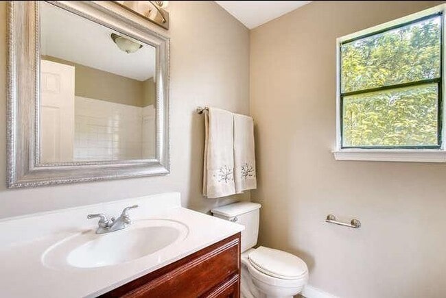 Building Photo - 11934 Rosethorn Dr