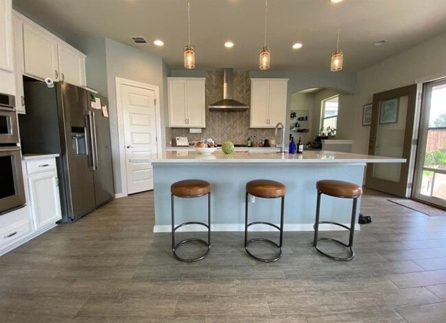 Building Photo - 13902 Ulivo Cove