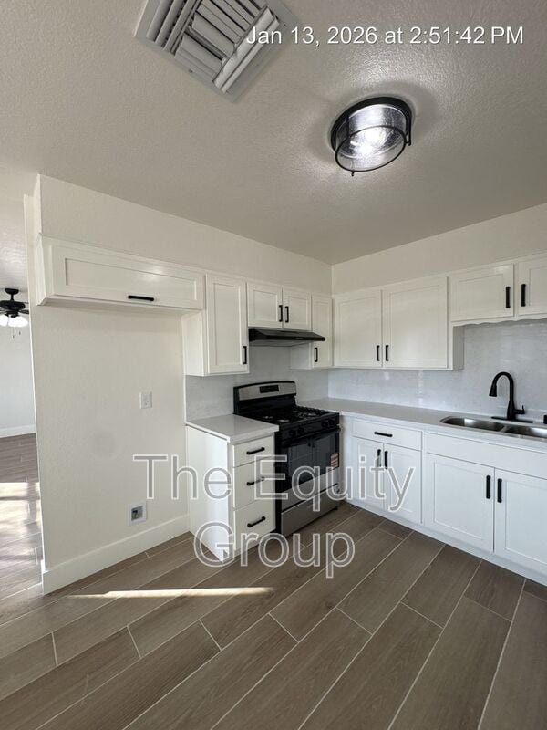 Building Photo - 4344 W La Vida Ave