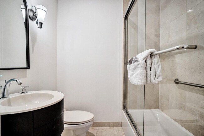 Building Photo - 73 Nurmi Dr