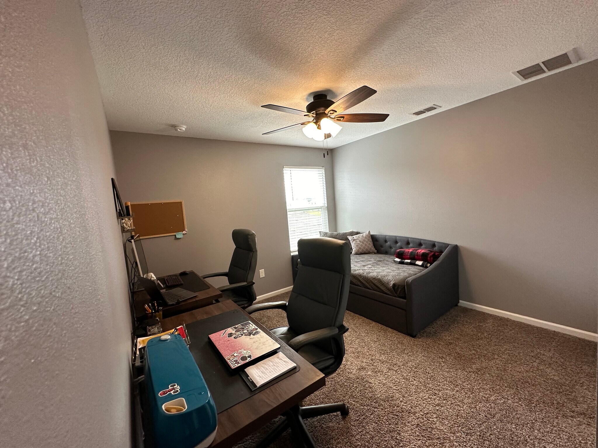 Building Photo - 150 Logrono Ct