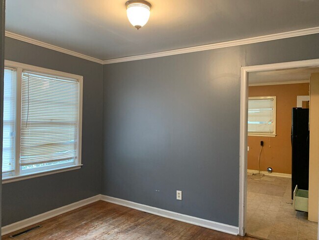 Building Photo - 307 Rosedale Pl