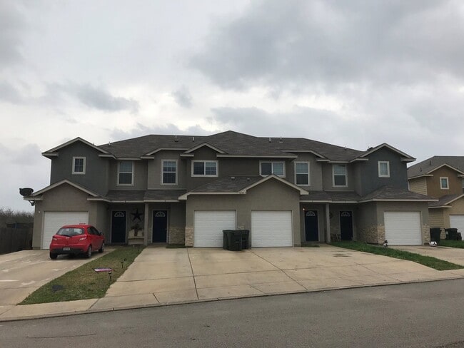 Primary Photo - Town home for rent