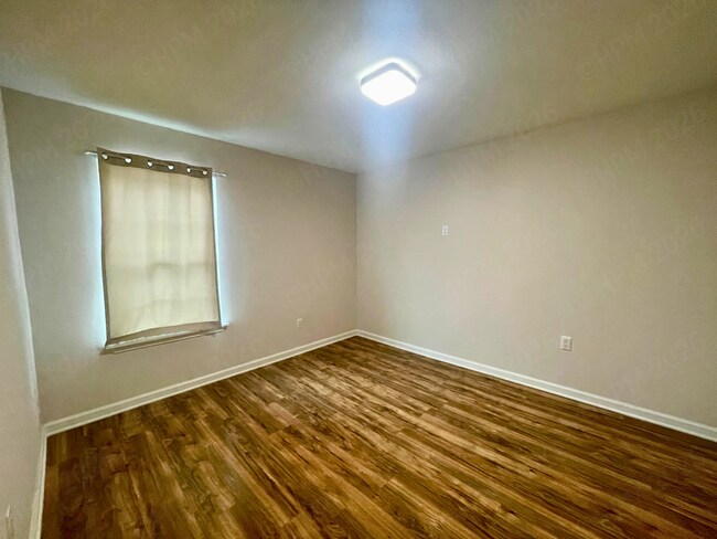 Building Photo - Charming 2 Bedroom Home Near Historic Landmarks in San Antonio