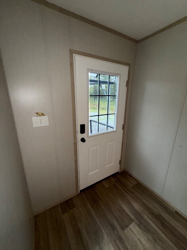 Building Photo - 1101 Old Dixie Hwy N