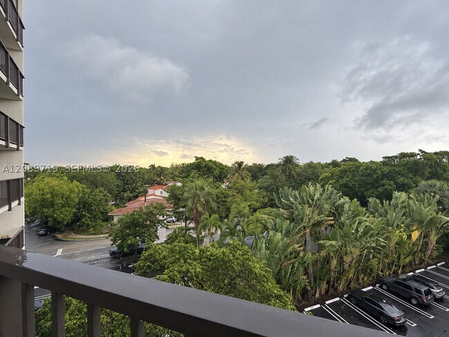Building Photo - 5781 Biscayne Blvd