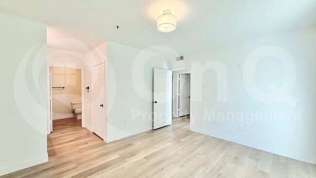 Building Photo - 9451 E Becker Ln