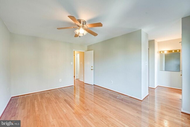 Building Photo - 1727 Cy Ct