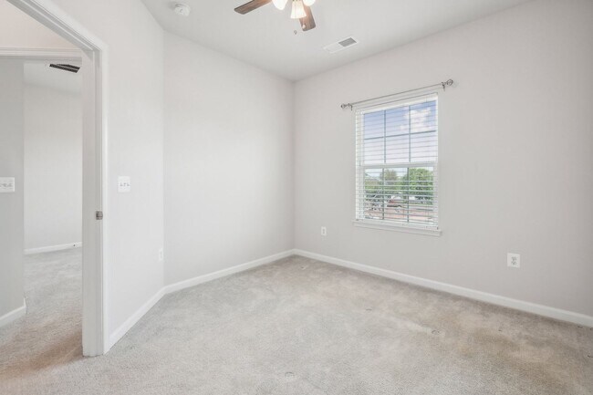 Building Photo - Lukas Park, Over 2000 Square Feet, Nearly New Build... Everything you want all in one! Come see f...