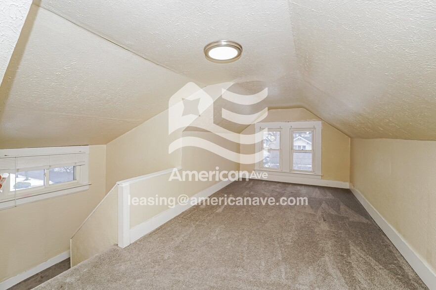 Building Photo - 1494 Preston Ave