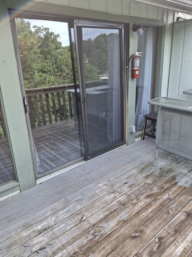 Building Photo - 150 SWS Dr