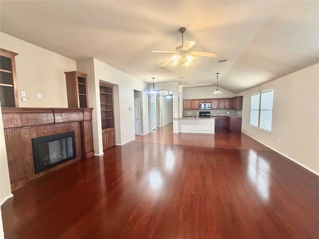 Building Photo - 9044 Golden Sunset Trail