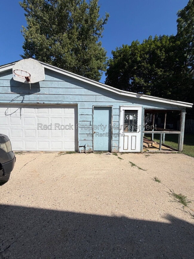 Building Photo - 1311 W Jackson St