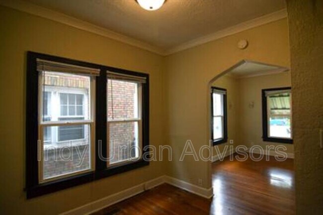Building Photo - 2527 Shelby St