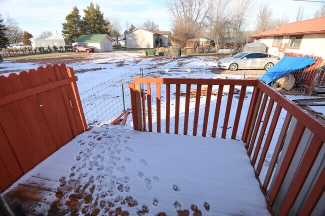 Building Photo - Malstrom 713