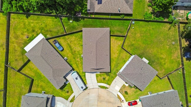 Building Photo - 3602 Admiralty Dr