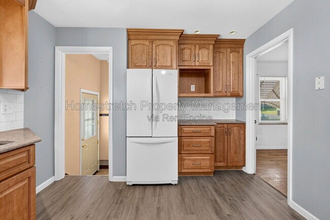 Building Photo - 9826 Ravensbrook Dr