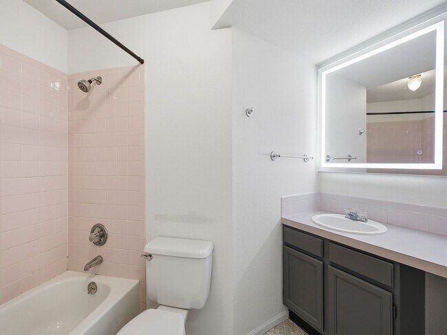 Building Photo - 2742 Pampas Dr