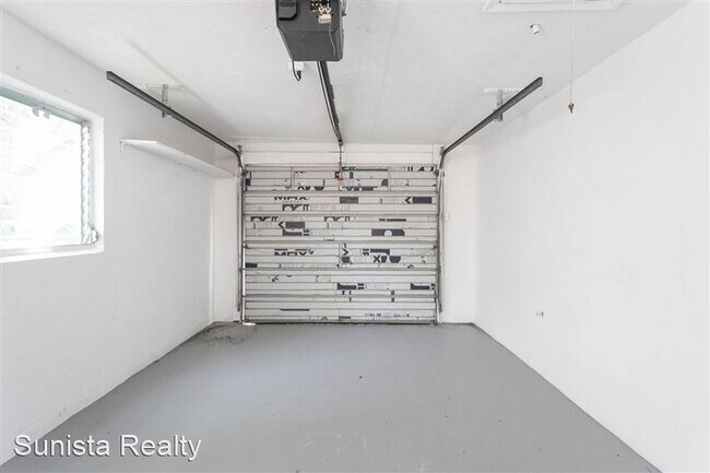 Building Photo - 4520 Blanche St