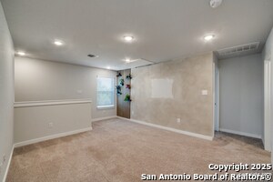 Building Photo - 5935 W Hausman Rd