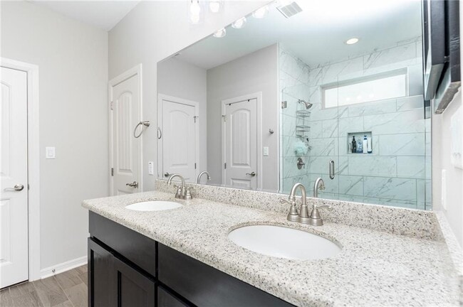 Building Photo - 6101 White River Dr