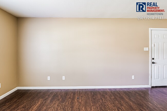 Building Photo - 3909 Tates Mill Rd