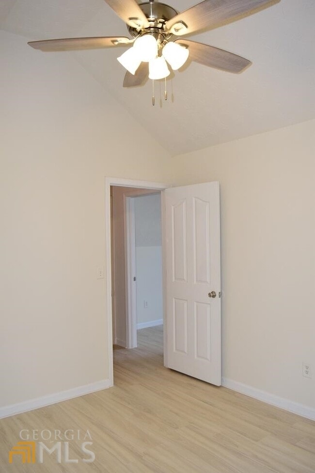 Building Photo - 43 Churchill Park Dr