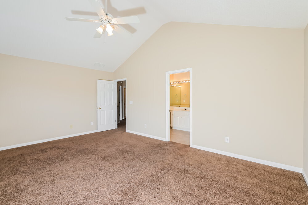 Building Photo - 4375 Ridgefair Dr