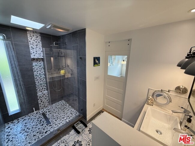 Building Photo - 4305 Alla Rd