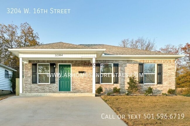 Primary Photo - 3204 W 16th St